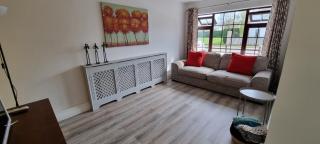Spacious Curragh 2-bed apartment with own entrance - Brownstown Cross Roads - 7