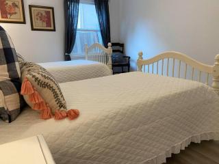 NEW! Charming San Carlos 2BR Remodeled - 9