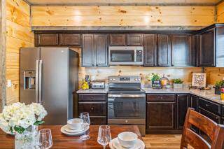 Jolly Dolly's Cabin - Sevierville - 4