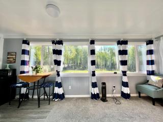 Sunshine Cottage - 2