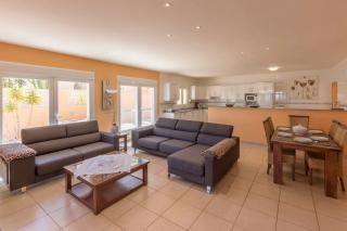 Villa Chris, best area of Calpe - by Holiday Rentals Villamar - 2