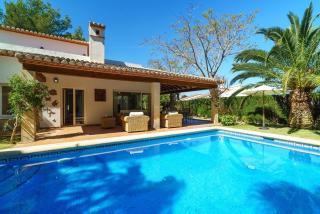 Alaya by Aguilarent - 2