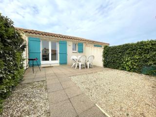 Maison T2 mezzanine avec piscine, à 200m de la mer, Bretignolles-sur-Mer - FR-1-224A-54 - Brétignolles-sur-Mer - 0