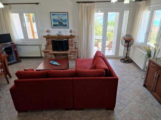 Villa Liana : Luxury Villa With Fantastic Sea View, Near Airport - Porto Rafti - 2