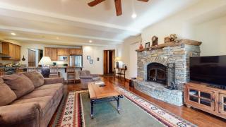 Snowcreek VI The Lodges #1133 condo - Mammoth Lakes - 2