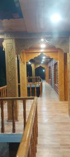 Hotel Royal Hillcrest - Harsil - 3