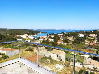Sea & Sun apartments - Žman - 0