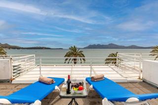 Beachfront Apartment Sivella Mar by Sealand Villas - 8