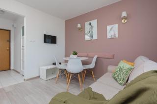 Apartaments Solec 79 by Noclegi Renters - 4