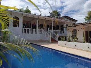 Villa Clara Casa Campestre, Piscina, Naturaleza, Paseo de Río - 1