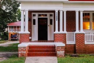 Historic House on the Hill - Tuskegee - 1