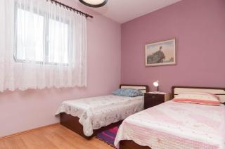 Apartments Mali Losinj - Poljana - Mali Lošinj - 2