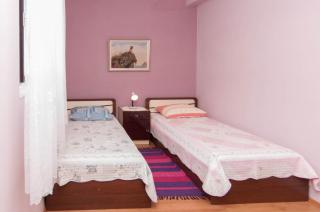 Apartments Mali Losinj - Poljana - Mali Lošinj - 2