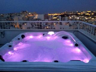 Wonderful apartments with shared jacuzzi and panorama rooftop - Il-Gżira - 8