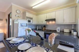 Dunwerkin Bachelor Flat - Kenton-on-Sea - 3