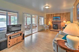 Lakefront Broadalbin Getaway w/ Deck + Kayaks - 1