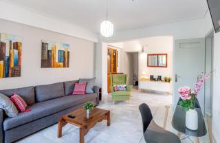 Sunny apartment on the 2nd floor in bohemian Psiri in Athens' historic center-In Vivo Apartments - Atene - 9