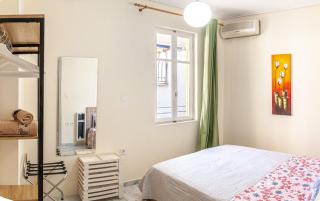 Sunny apartment on the 2nd floor in bohemian Psiri in Athens' historic center-In Vivo Apartments - Atene - 1