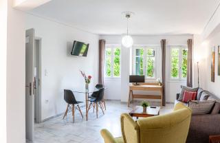 Sunny apartment on the 2nd floor in bohemian Psiri in Athens' historic center-In Vivo Apartments - Atene - 0