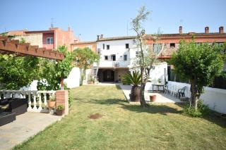 newly renovated Large villa with garden - Castelló d'Empúries - 4
