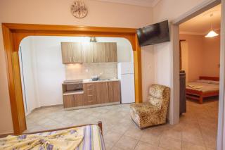 Lola Rooms - Nea Vrasna - 7