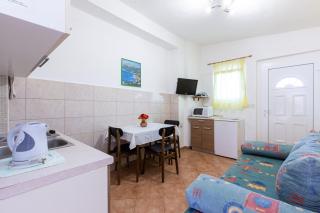 Apartment Lucija with Terrace - Baška - 3