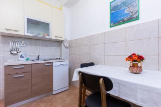 Apartment Lucija with Terrace - Baška - 2