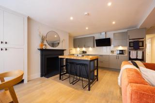 The Paddington Flat - Modern 2BDR with Patio - London - 3