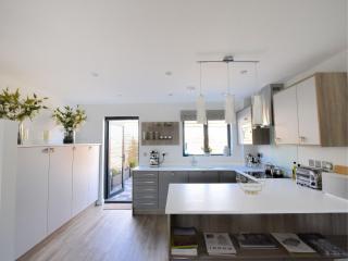 3 Grove Mews - 6
