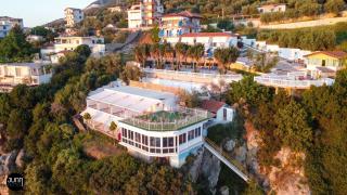 Skyhill Rooms and Suites - 9