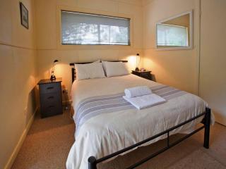 Noonameena Cottage - Halls Gap - 4