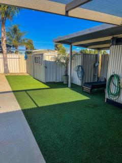 DBJ Holiday Units - Mulwala - 8