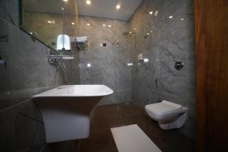 Hotel Elite - 5 Mins From Golden Temple - Amritsar - 5