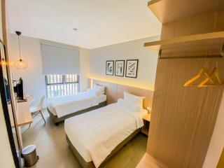 Front One King Hotel Tuban - Tuban - 2
