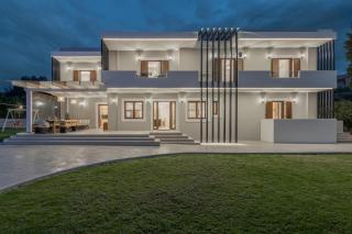 Elaida Villa, Heaven on Earth, By ThinkVilla - Perama - 3