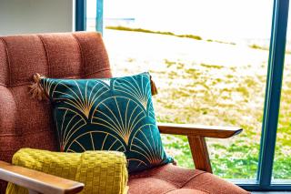 Residence 3 by Together Travel - Luxury 2-Bed Ground Floor Apartment - 4