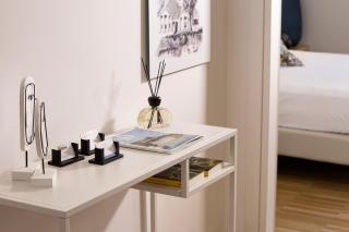 Vivaldo Suite Piazza dei Martiri - Guest House - Napels - 3