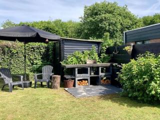 Holiday home Beachy Days near ocean & lake - 2