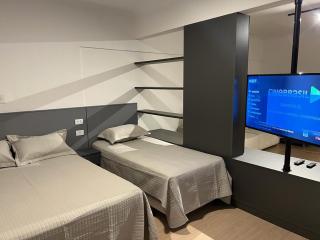Apartamento para pessoas de família ou a negócio, Ap Lindo aconchegante no Brás próximo igreja Mundial,mercado municipal, 25 de março, templo Salomão, metro Dom Pedro ll, bancos, mercado e etc - São Paulo - 1