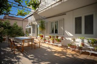 Spacious Green Home - Hvar - 3
