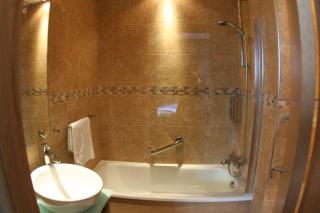 Inn On The Prom At The Fernlea Hotel - Lytham St Annes - 8