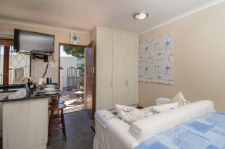 Dunwerkin Bachelor Flat - Kenton-on-Sea - 6