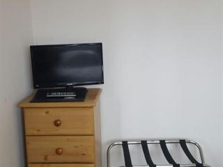 A35 Pit Stop Rooms - Axminster - 3
