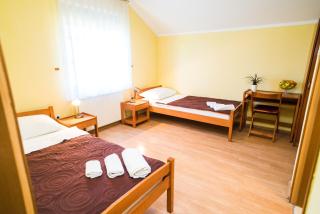 Hotel Vincentinum Novigrad na Dobri - Duga Resa - 9
