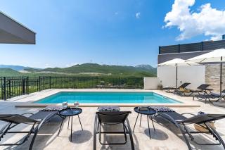 New Villa Stella with 32 sqm private heated pool Jacuzzi Sauna Media room 3 bedrooms - Blato na Cetini - 6