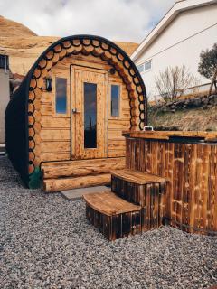 Gøtugjógv Log House - 2