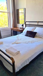 St Hilary Central Apartments - Llandudno - 8
