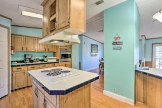 Steinhatchee Home with Boat Parking 1 Mi to Marina - Steinhatchee - 1