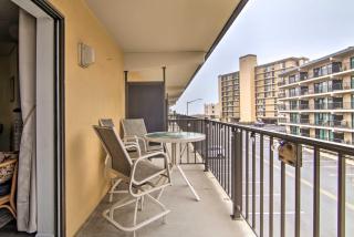 Steps to Ocean City Beach Condo with Balcony - Ocean City - 9