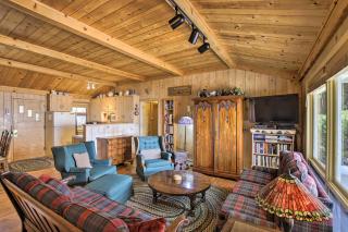 Cozy Baileys Harbor Cottage on Lake Michigan! - Baileys Harbor - 8